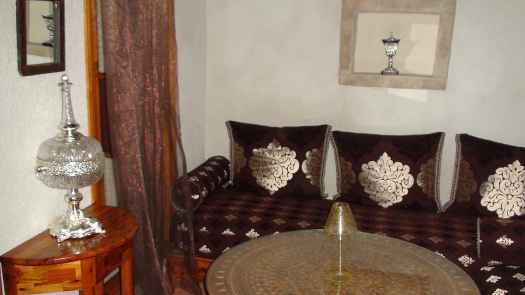 Riad Arambys Эс-Сувейра Экстерьер фото