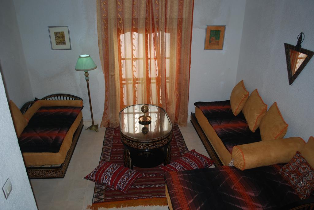 Riad Arambys Эс-Сувейра Экстерьер фото