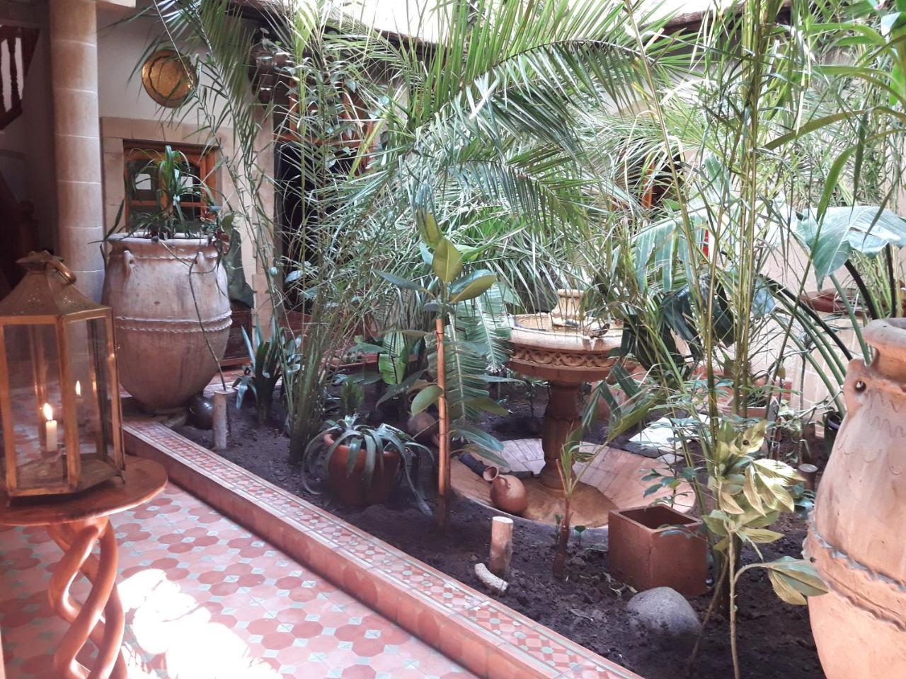 Riad Arambys Эс-Сувейра Экстерьер фото